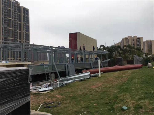 冷卻塔在工作時是怎樣運作的呢？(冷卻塔在運行中應注意哪些問題)